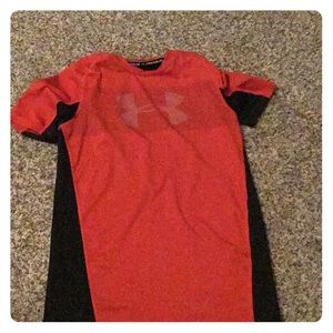 Under armor shirt